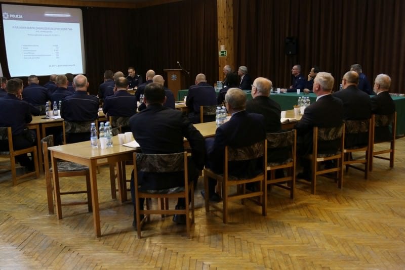 Odprawa roczna w krośnieńskiej komendzie policji