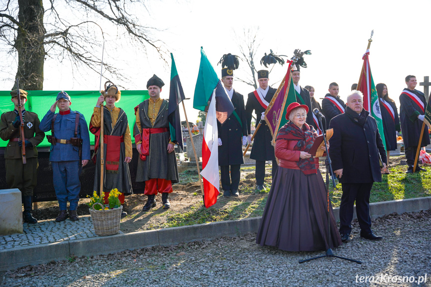 Odsłonięcie pomnika Ignacego Łukasiewicza w Zręcinie