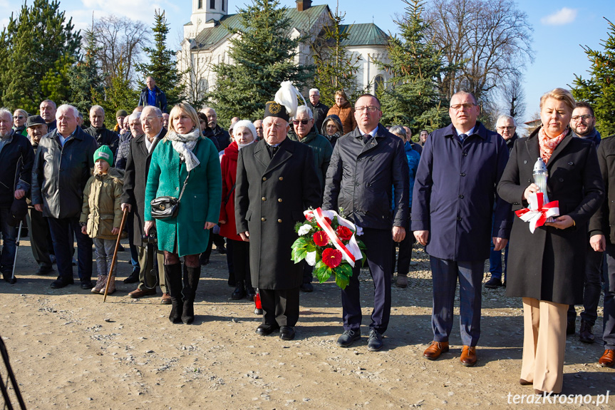 Odsłonięcie pomnika Ignacego Łukasiewicza w Zręcinie