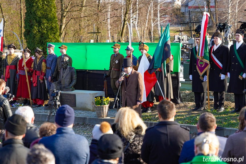 Odsłonięcie pomnika Ignacego Łukasiewicza w Zręcinie