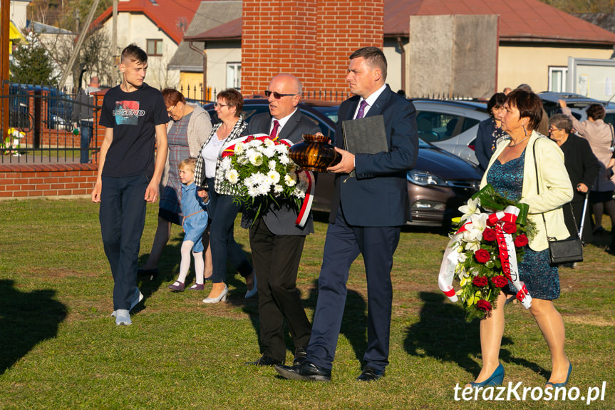 Odsłonięcie pomnika w Niżnej Łące