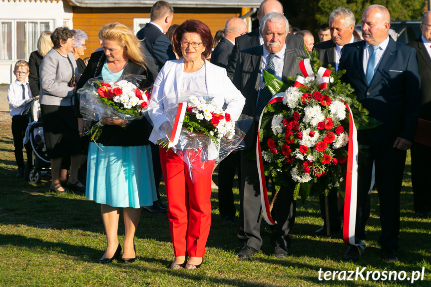 Odsłonięcie pomnika w Niżnej Łące