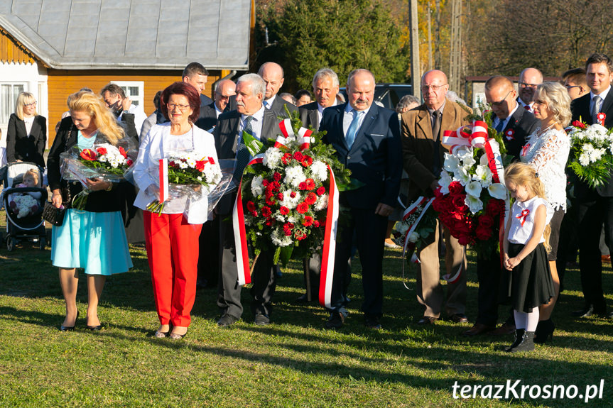 Odsłonięcie pomnika w Niżnej Łące