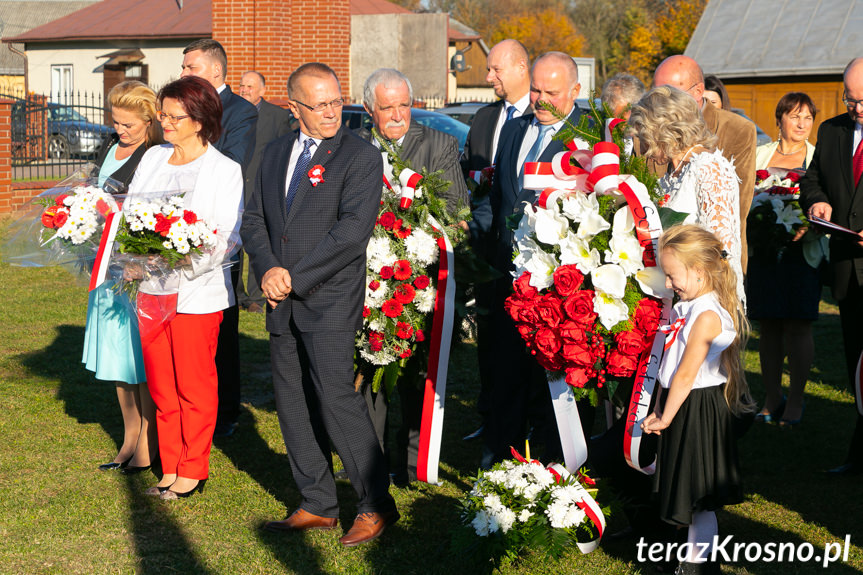 Odsłonięcie pomnika w Niżnej Łące