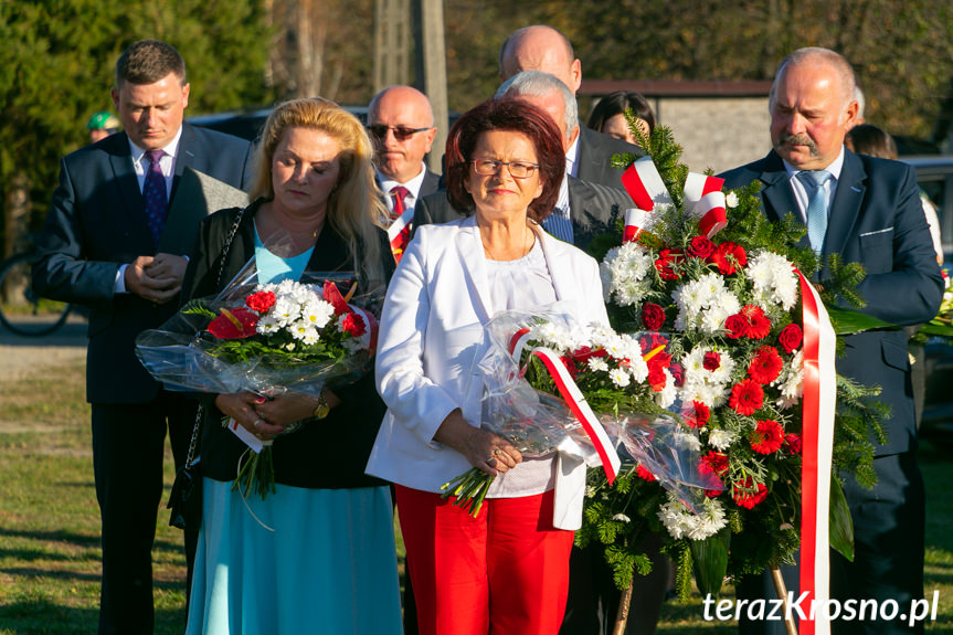 Odsłonięcie pomnika w Niżnej Łące