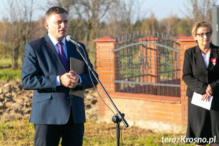 Odsłonięcie pomnika w Niżnej Łące