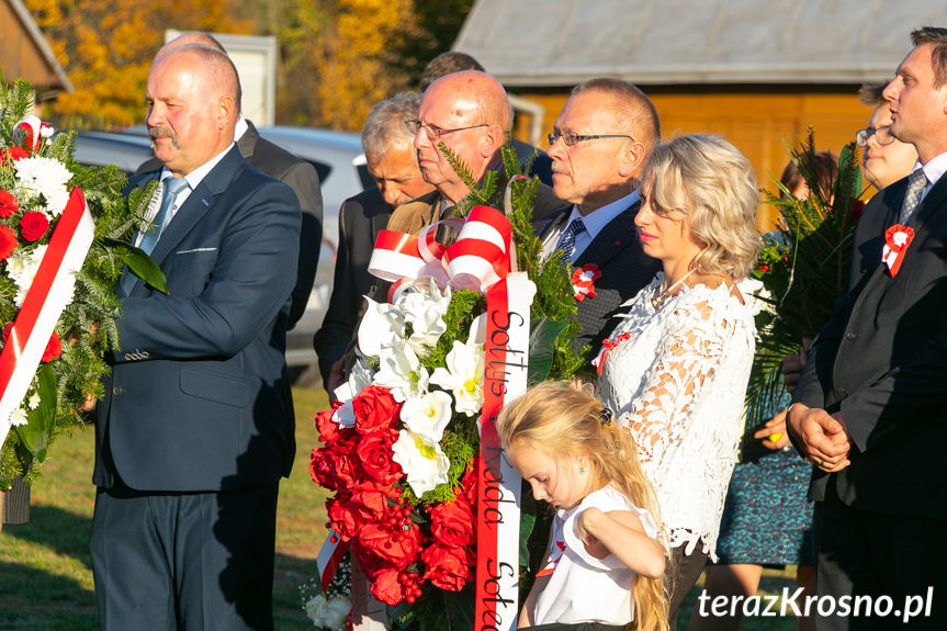 Odsłonięcie pomnika w Niżnej Łące