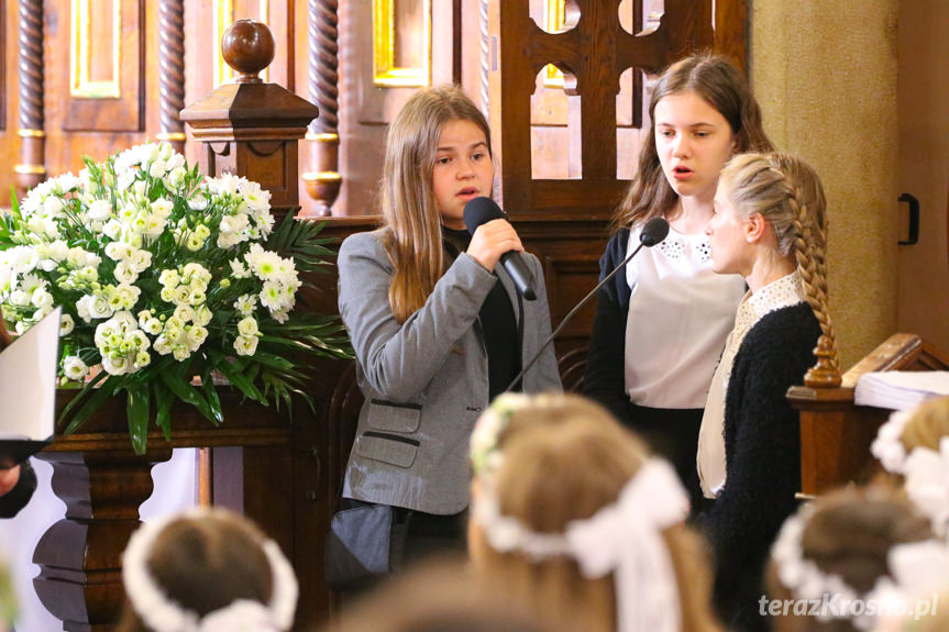 Odsłonięcie tablicy ks. Mieczysława Janasa w Zręcinie