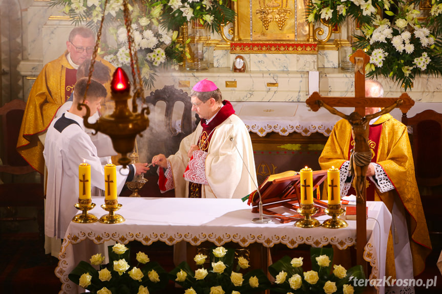 Odsłonięcie tablicy ks. Mieczysława Janasa w Zręcinie