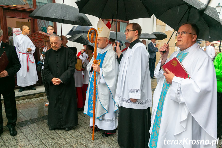 Odsłonięcie tablicy upamiętniającej dr Kamila Bogackiego