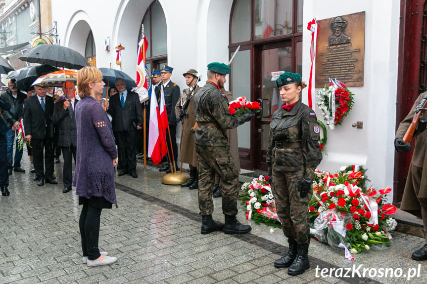 Odsłonięcie tablicy upamiętniającej dr Kamila Bogackiego