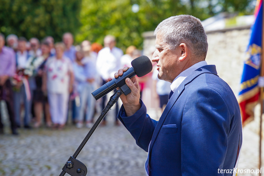 Odsłonięcie tablicy w Krośnie