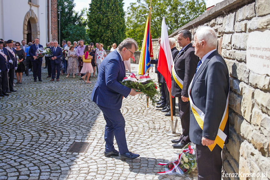 Odsłonięcie tablicy w Krośnie