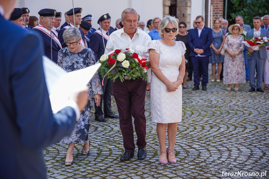 Odsłonięcie tablicy w Krośnie