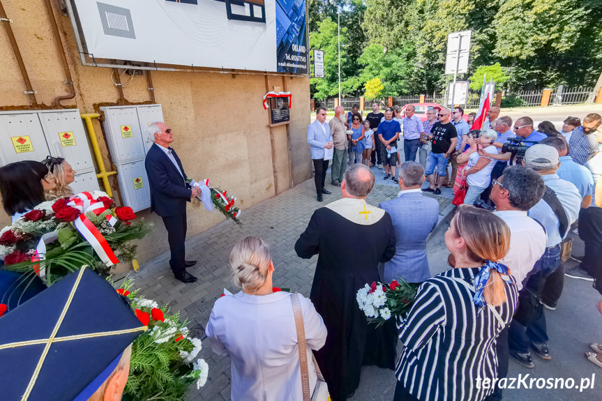 Odsłonięcie tablicy w Krośnie