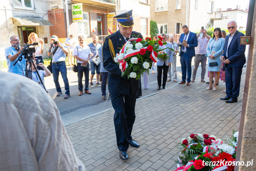 Odsłonięcie tablicy w Krośnie