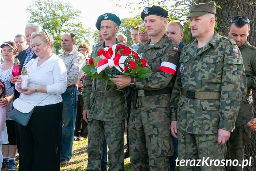 Odsłonięcie tablicy w Zręcinie