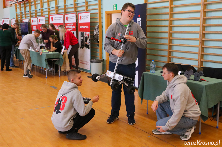 Ogólnopolskie Zawody Robotyczne "RobON" w Krośnie