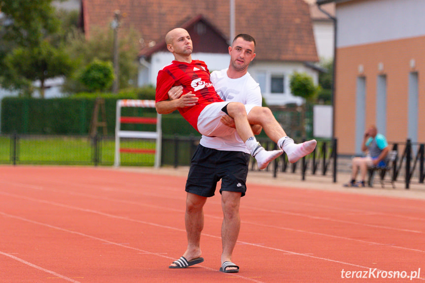 OKS Markiewicza Krosno - Przełom Besko 1:4