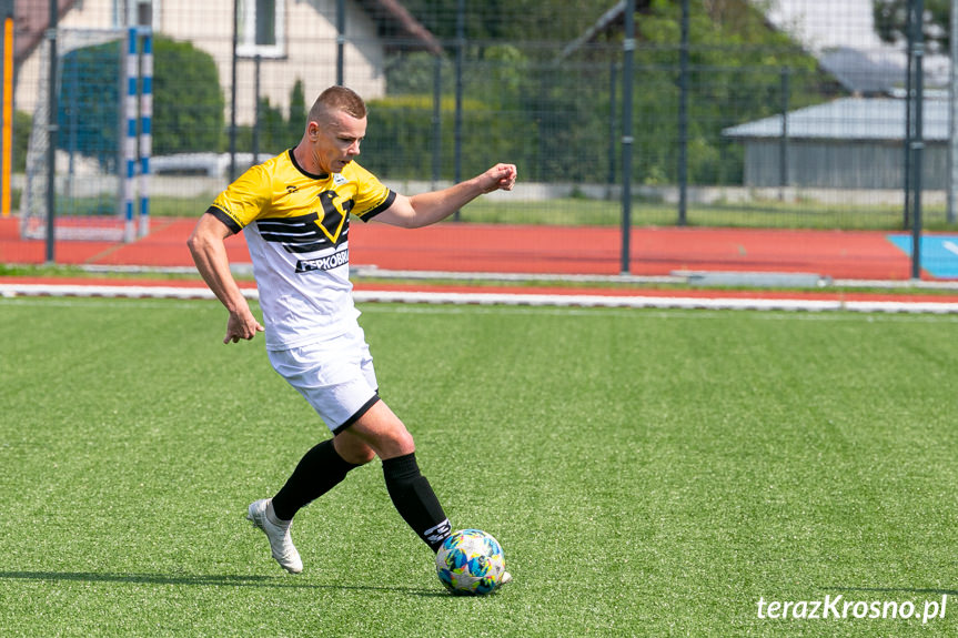 Orzeł Faliszówka - Ostoja Kołaczyce 0:0