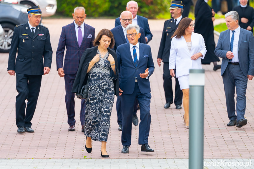 Otwarcie Centrum Pracy z Młodzieżą w Miejscu Piastowym