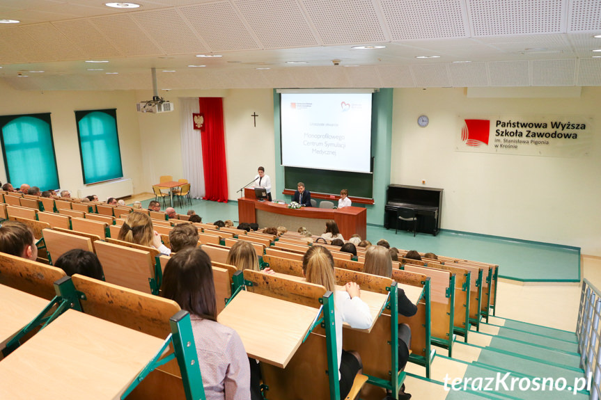 Otwarcie Monoprofilowego Centrum Symulacji Medycznej w PWSZ Krosno