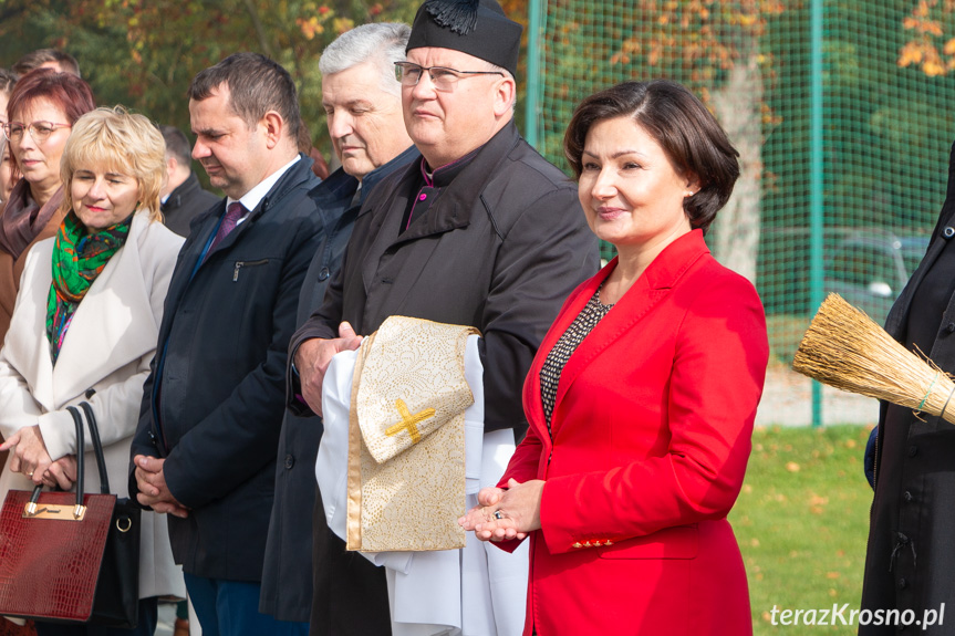 Otwarcie nowego skrzydła SP w Długiem