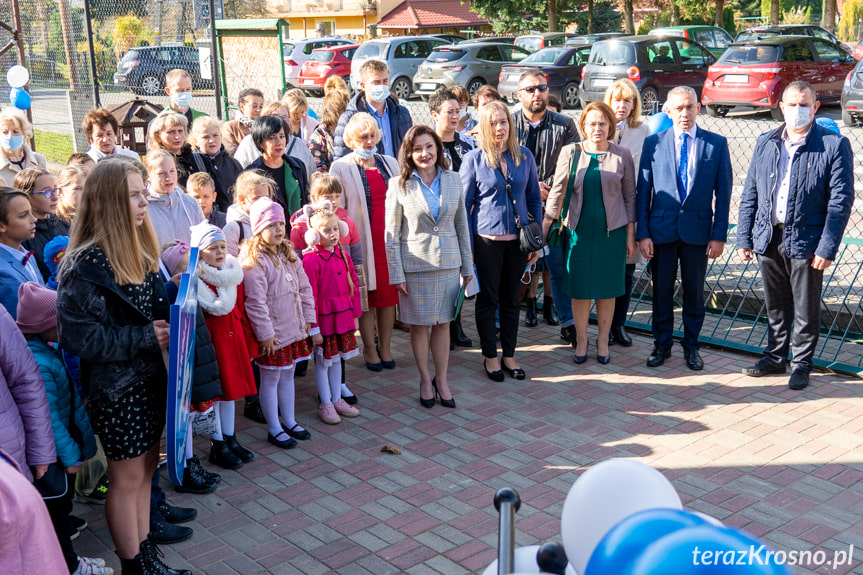 Otwarcie przebudowanej szkoły w Dobieszynie