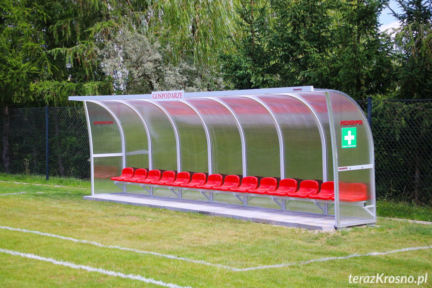 Otwarcie stadionu piłkarskiego w Klimkówce