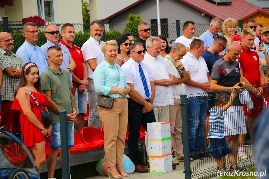 Otwarcie stadionu piłkarskiego w Klimkówce