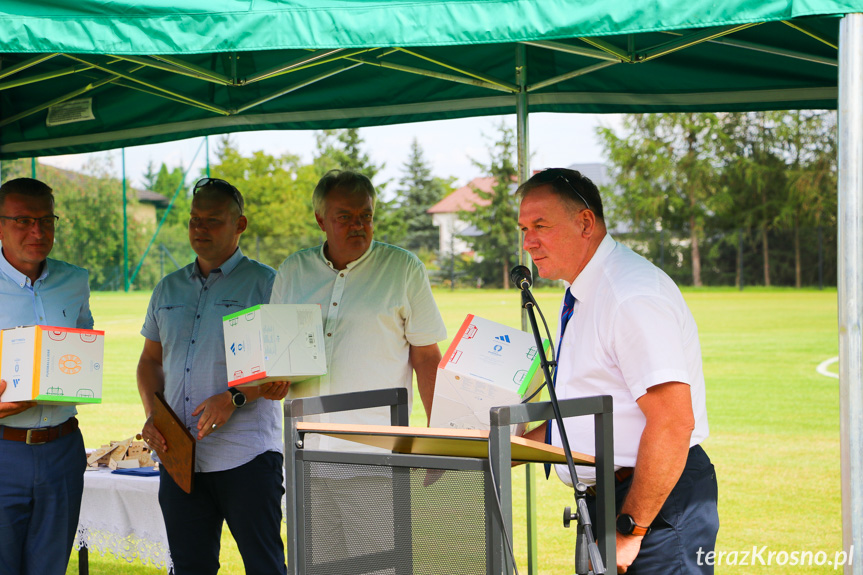 Otwarcie stadionu piłkarskiego w Klimkówce