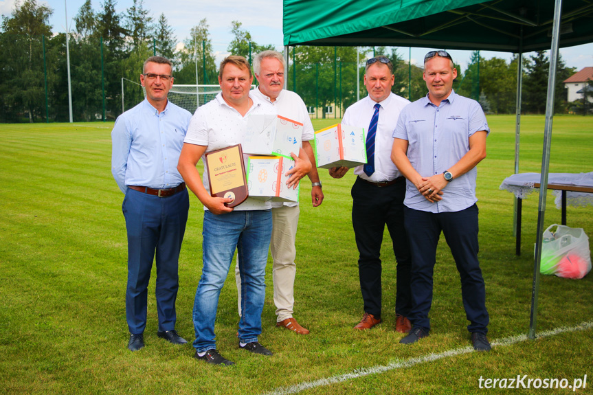 Otwarcie stadionu piłkarskiego w Klimkówce