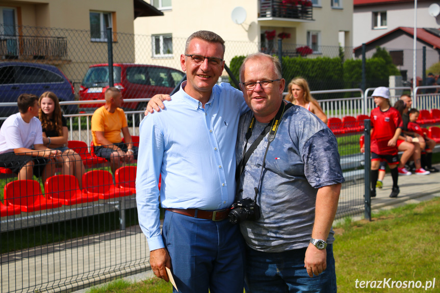 Otwarcie stadionu piłkarskiego w Klimkówce