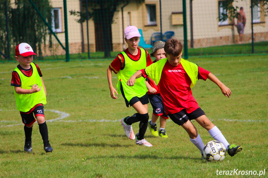 Otwarcie stadionu piłkarskiego w Klimkówce