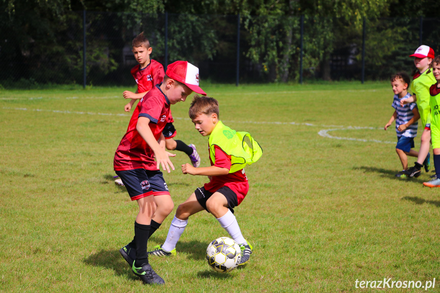 Otwarcie stadionu piłkarskiego w Klimkówce