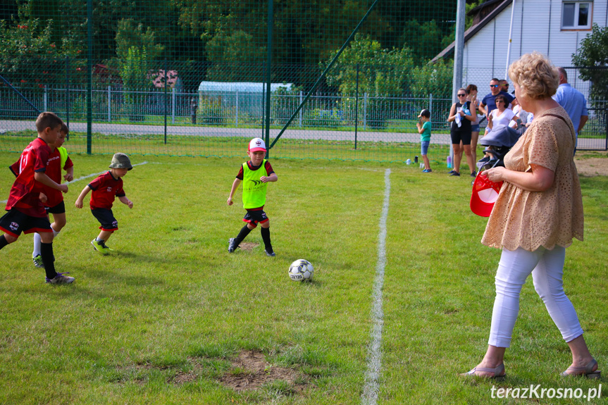 Otwarcie stadionu piłkarskiego w Klimkówce