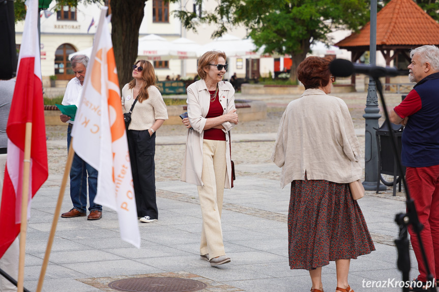 Otwarcie wystawy na rynku w Krośnie