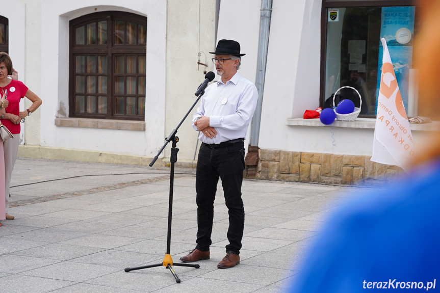 Otwarcie wystawy na rynku w Krośnie