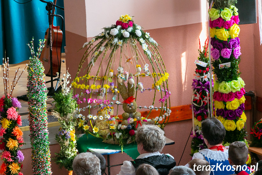 Parada Palm Wielkanocnych we Wróbliku Królewskim