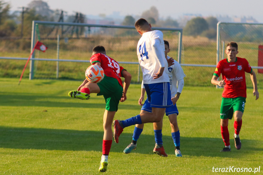 Partyzant AL-BUD 1 Targowiska - Tempo Nienaszów