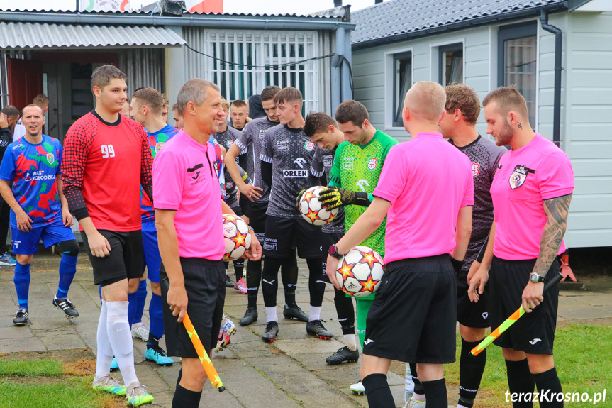 Partyzant MAL-BUD 1 Targowiska - Bukowianka Bukowsko 4:1