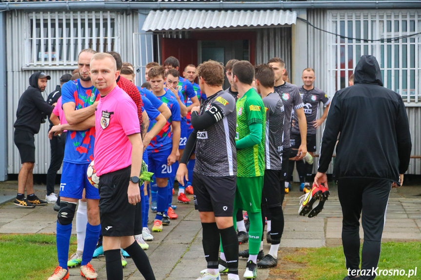 Partyzant MAL-BUD 1 Targowiska - Bukowianka Bukowsko 4:1