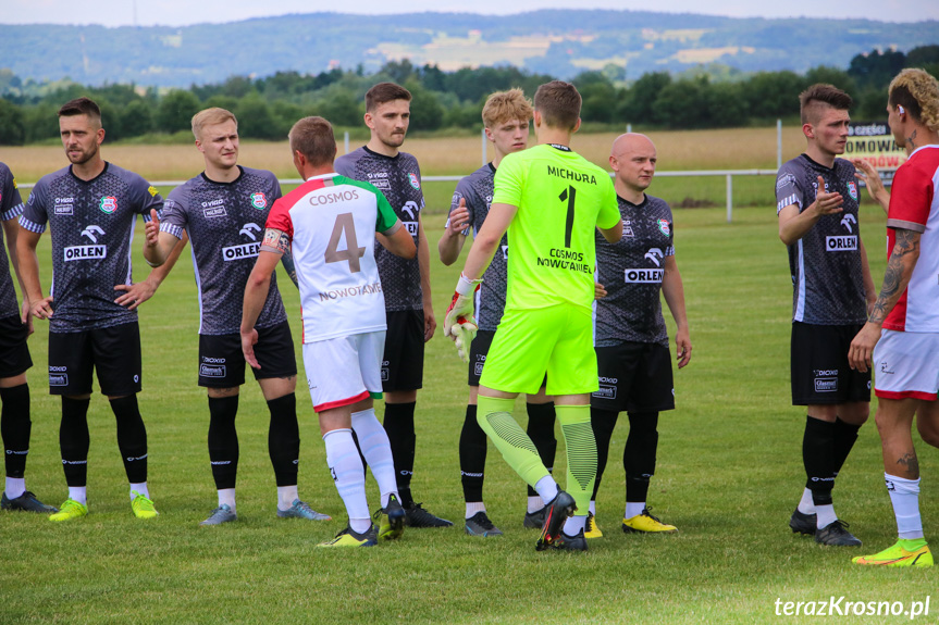 Partyzant MAL-BUD 1 Targowiska - Cosmos Naowotaniec 1:2