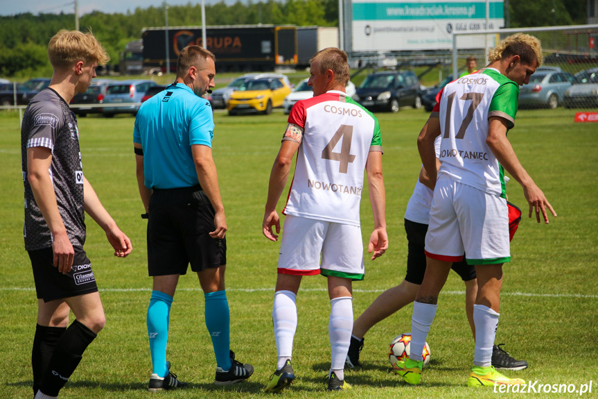 Partyzant MAL-BUD 1 Targowiska - Cosmos Naowotaniec 1:2