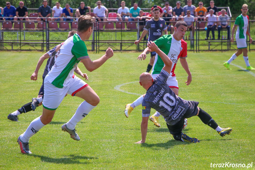 Partyzant MAL-BUD 1 Targowiska - Cosmos Naowotaniec 1:2