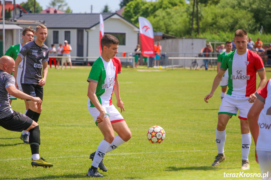 Partyzant MAL-BUD 1 Targowiska - Cosmos Naowotaniec 1:2