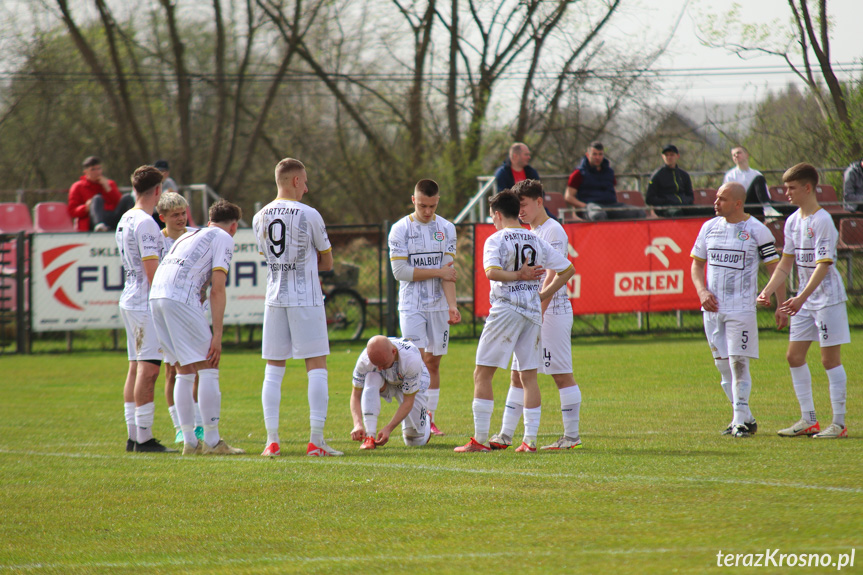 Partyzant MAL-BUD 1 Targowiska - LKS Skołyszyn 3:0