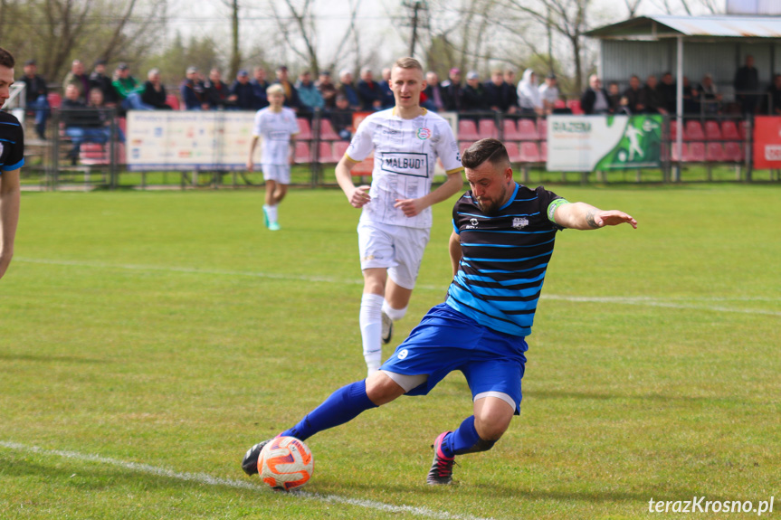 Partyzant MAL-BUD 1 Targowiska - LKS Skołyszyn 3:0