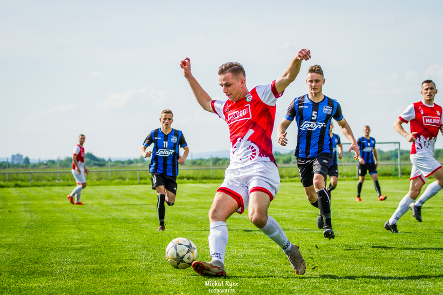 Partyzant MAL-BUD 1 Targowiska - Nafta Jedlicze 3:0