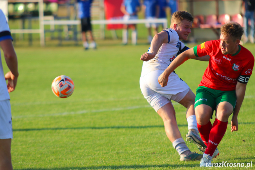 Partyzant MAL-BUD 1 Targowiska - Nafta Splast Jedlicze 1-1